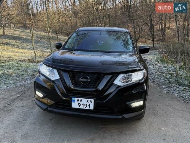 Черный Ниссан Rogue, объемом двигателя 2.49 л и пробегом 129 тыс. км за 15700 $, фото 1 на Automoto.ua