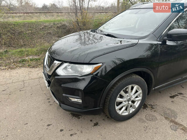Черный Ниссан Rogue, объемом двигателя 2.49 л и пробегом 148 тыс. км за 14000 $, фото 32 на Automoto.ua