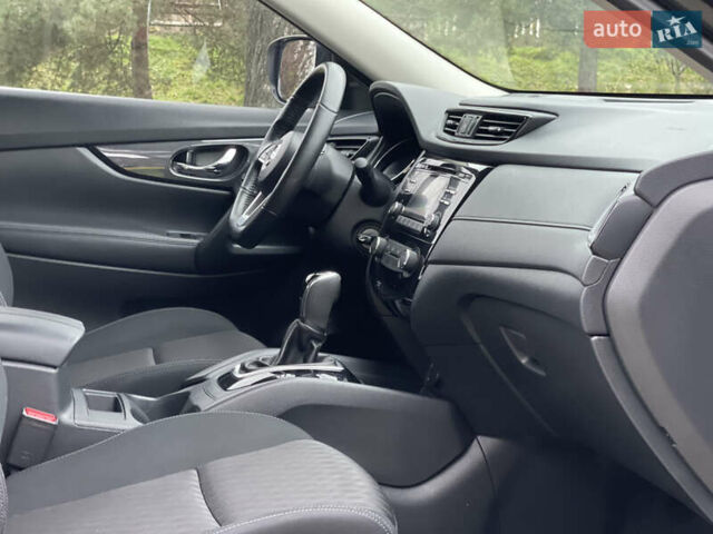 Чорний Ніссан Rogue, об'ємом двигуна 2.49 л та пробігом 142 тис. км за 13900 $, фото 41 на Automoto.ua