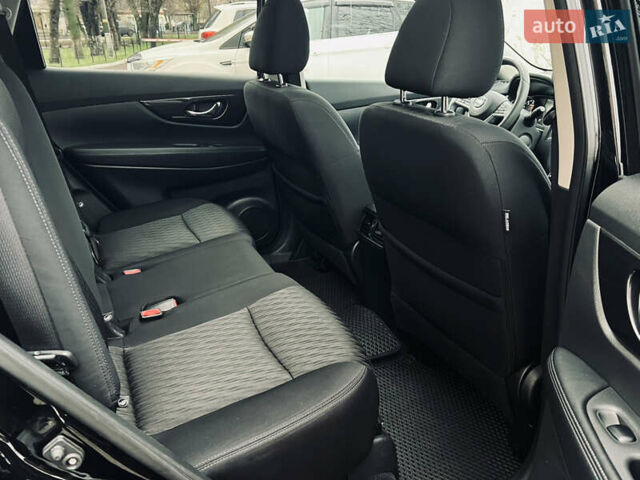 Черный Ниссан Rogue, объемом двигателя 2.5 л и пробегом 132 тыс. км за 12900 $, фото 39 на Automoto.ua