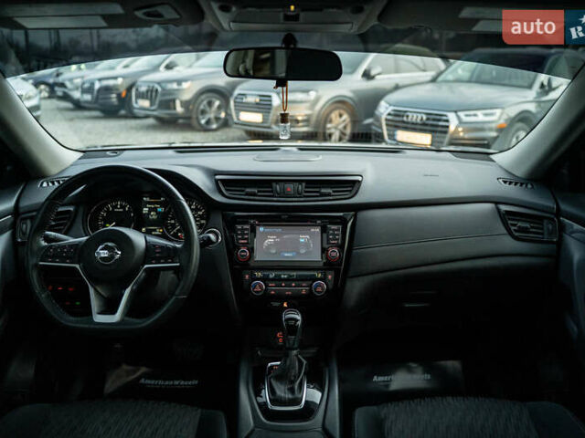 Черный Ниссан Rogue, объемом двигателя 2 л и пробегом 65 тыс. км за 17900 $, фото 20 на Automoto.ua