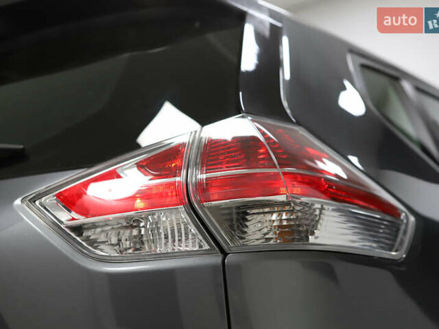 Черный Ниссан Rogue, объемом двигателя 2.5 л и пробегом 141 тыс. км за 11900 $, фото 34 на Automoto.ua