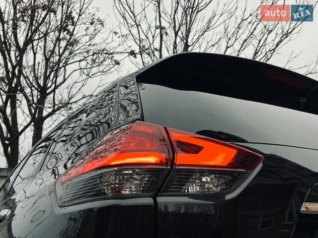 Черный Ниссан Rogue, объемом двигателя 2.5 л и пробегом 132 тыс. км за 12900 $, фото 20 на Automoto.ua