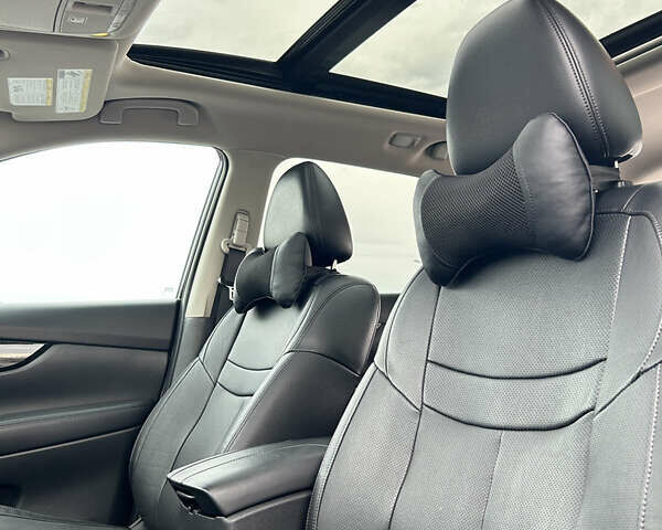 Ніссан Rogue 2017 у Харкові на Automoto.ua Чорний Ніссан Rogue, об'ємом двигуна 2.5 л та пробігом 140 тис. км за 16500 $, фото 25 на Automoto.ua