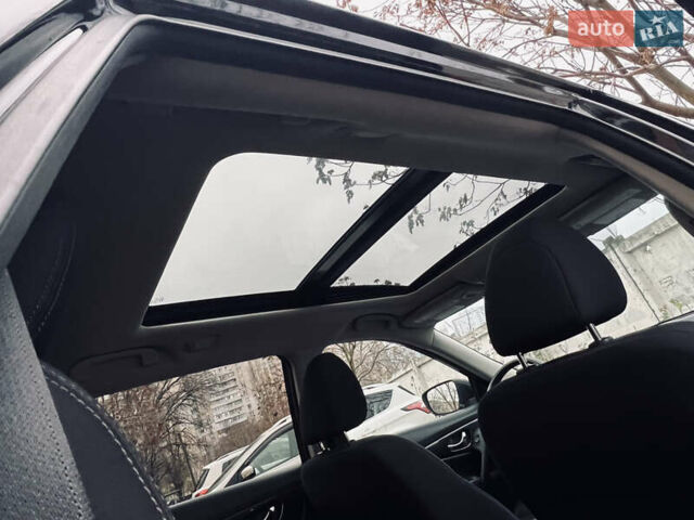 Черный Ниссан Rogue, объемом двигателя 2.5 л и пробегом 132 тыс. км за 12900 $, фото 41 на Automoto.ua