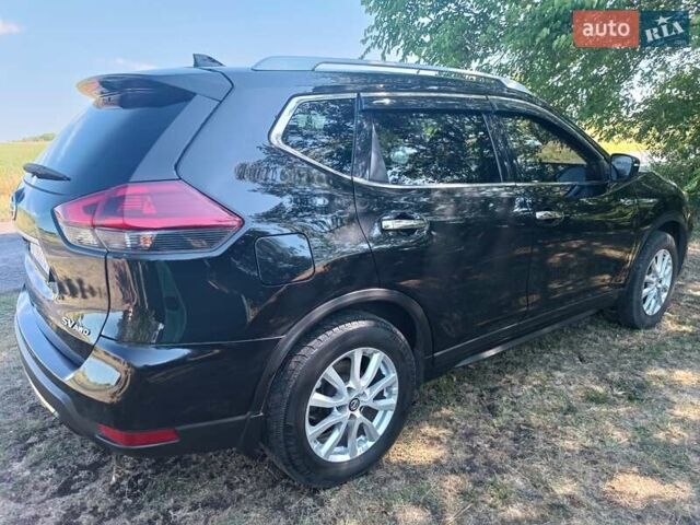 Чорний Ніссан Rogue, об'ємом двигуна 2.49 л та пробігом 97 тис. км за 16500 $, фото 1 на Automoto.ua