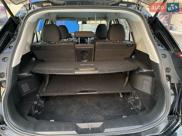 Чорний Ніссан Rogue, об'ємом двигуна 2.5 л та пробігом 63 тис. км за 15000 $, фото 124 на Automoto.ua