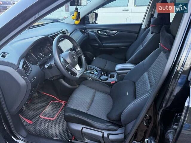 Черный Ниссан Rogue, объемом двигателя 2.49 л и пробегом 129 тыс. км за 15700 $, фото 11 на Automoto.ua