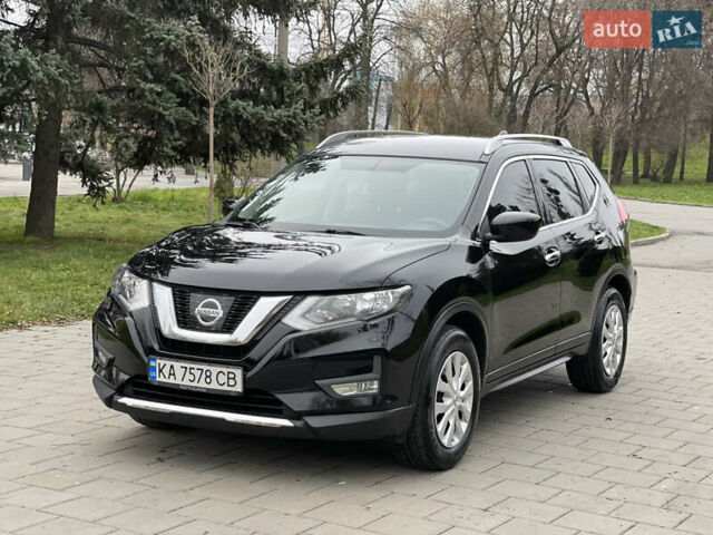 Чорний Ніссан Rogue, об'ємом двигуна 2.49 л та пробігом 142 тис. км за 13900 $, фото 3 на Automoto.ua