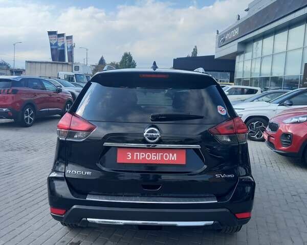 Ніссан Rogue 2017 у Полтаві на Automoto.ua Чорний Ніссан Rogue, об'ємом двигуна 2.49 л та пробігом 177 тис. км за 13300 $, фото 5 на Automoto.ua