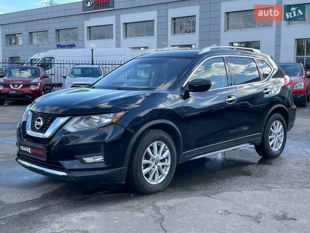 Черный Ниссан Rogue, объемом двигателя 2.49 л и пробегом 146 тыс. км за 13490 $, фото 5 на Automoto.ua