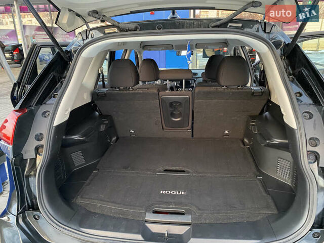 Чорний Ніссан Rogue, об'ємом двигуна 2.5 л та пробігом 63 тис. км за 15000 $, фото 113 на Automoto.ua