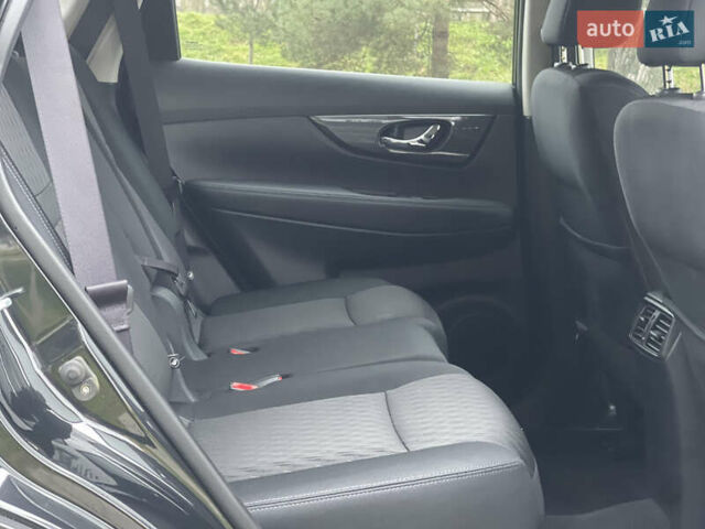 Чорний Ніссан Rogue, об'ємом двигуна 2.49 л та пробігом 142 тис. км за 13900 $, фото 50 на Automoto.ua