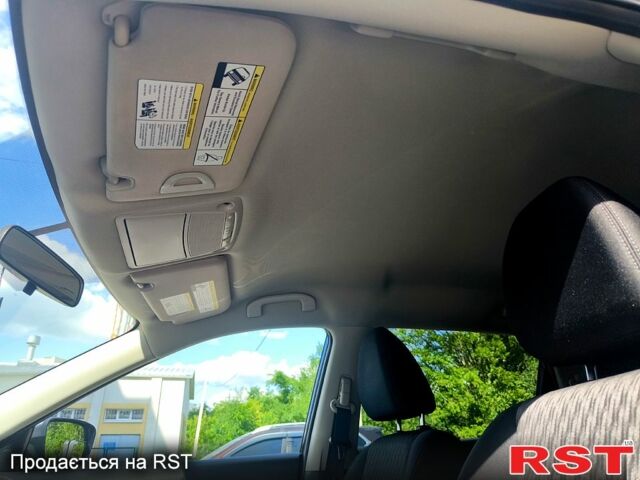 Чорний Ніссан Rogue, об'ємом двигуна 2.5 л та пробігом 129 тис. км за 12500 $, фото 3 на Automoto.ua