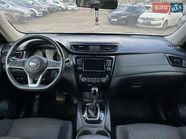 Черный Ниссан Rogue, объемом двигателя 2.49 л и пробегом 146 тыс. км за 13490 $, фото 30 на Automoto.ua