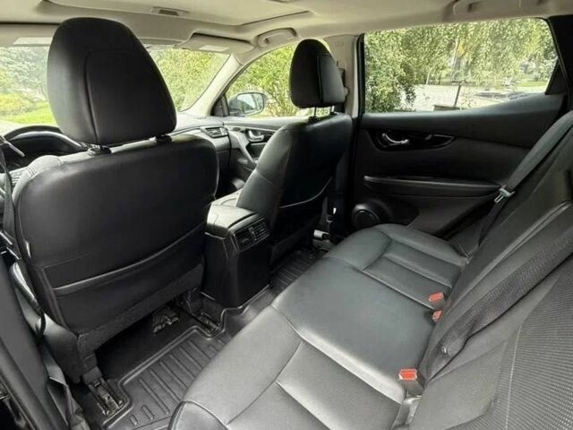 Черный Ниссан Rogue, объемом двигателя 2 л и пробегом 99 тыс. км за 10100 $, фото 7 на Automoto.ua