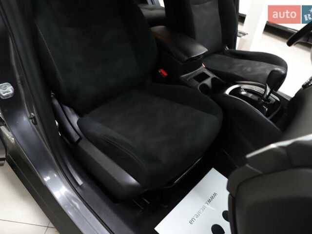 Чорний Ніссан Rogue, об'ємом двигуна 2.5 л та пробігом 141 тис. км за 11900 $, фото 61 на Automoto.ua