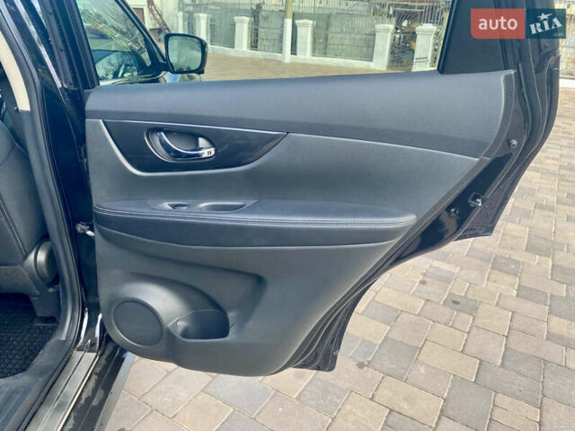 Чорний Ніссан Rogue, об'ємом двигуна 2.49 л та пробігом 86 тис. км за 14999 $, фото 23 на Automoto.ua