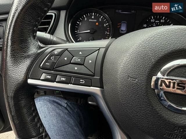 Чорний Ніссан Rogue, об'ємом двигуна 2 л та пробігом 60 тис. км за 16200 $, фото 19 на Automoto.ua