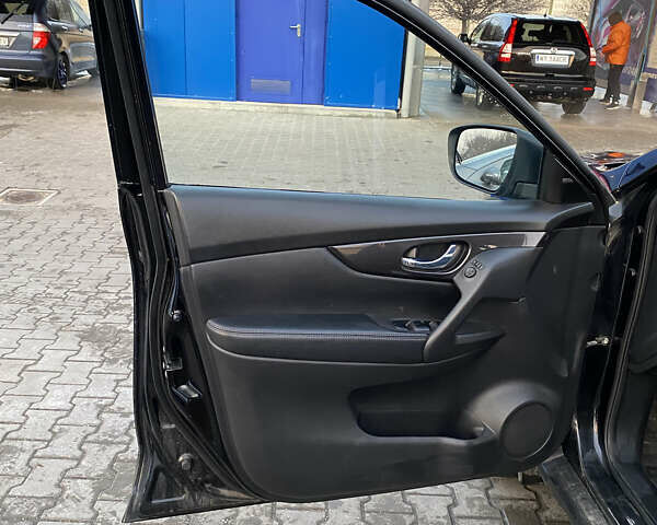 Чорний Ніссан Rogue, об'ємом двигуна 2.5 л та пробігом 63 тис. км за 15000 $, фото 72 на Automoto.ua