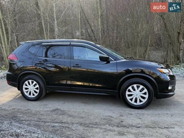 Черный Ниссан Rogue, объемом двигателя 2.49 л и пробегом 129 тыс. км за 15700 $, фото 3 на Automoto.ua