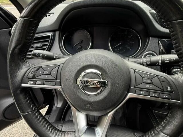 Черный Ниссан Rogue, объемом двигателя 2 л и пробегом 99 тыс. км за 10100 $, фото 13 на Automoto.ua