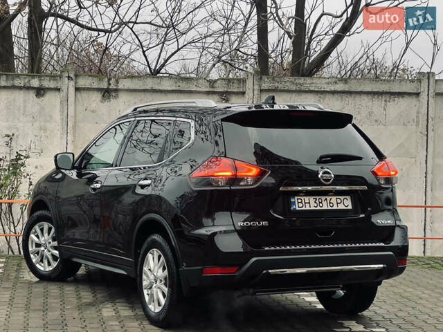 Черный Ниссан Rogue, объемом двигателя 2.5 л и пробегом 132 тыс. км за 12900 $, фото 15 на Automoto.ua