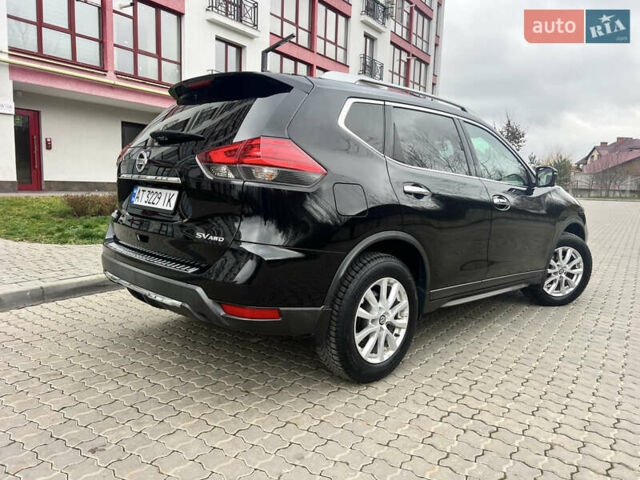 Черный Ниссан Rogue, объемом двигателя 2.5 л и пробегом 170 тыс. км за 13250 $, фото 3 на Automoto.ua
