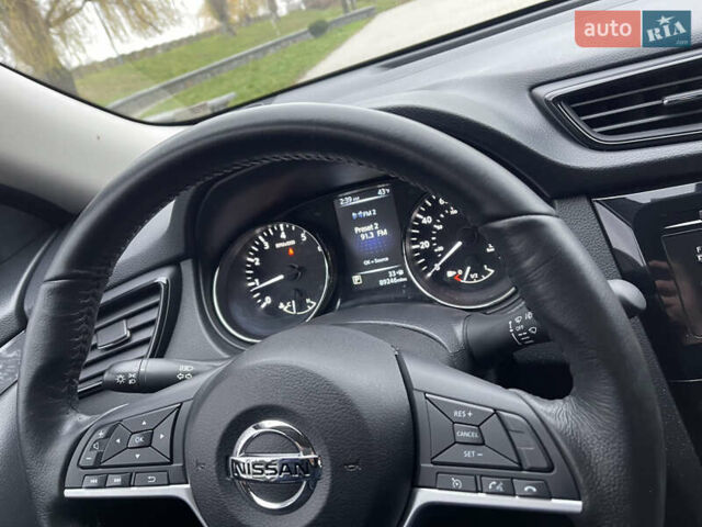 Чорний Ніссан Rogue, об'ємом двигуна 2.49 л та пробігом 142 тис. км за 13900 $, фото 44 на Automoto.ua