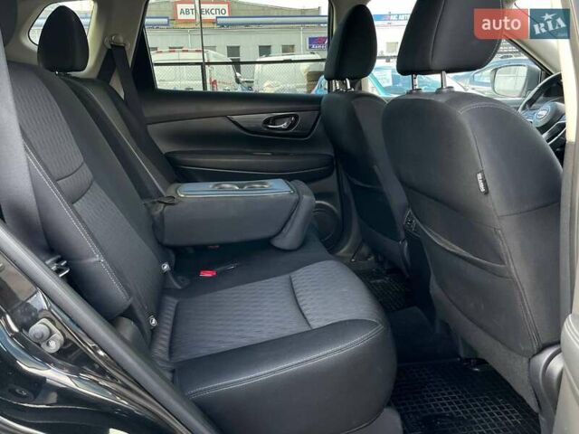 Черный Ниссан Rogue, объемом двигателя 2.49 л и пробегом 146 тыс. км за 13490 $, фото 34 на Automoto.ua