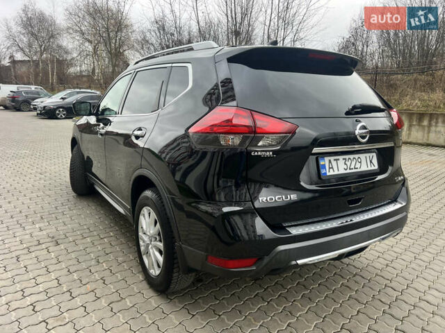 Черный Ниссан Rogue, объемом двигателя 2.5 л и пробегом 170 тыс. км за 13250 $, фото 4 на Automoto.ua