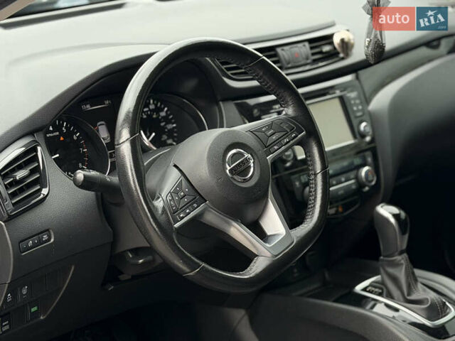 Чорний Ніссан Rogue, об'ємом двигуна 2 л та пробігом 60 тис. км за 16200 $, фото 8 на Automoto.ua