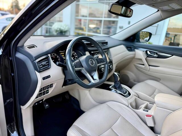 Черный Ниссан Rogue, объемом двигателя 2.5 л и пробегом 61 тыс. км за 8000 $, фото 8 на Automoto.ua