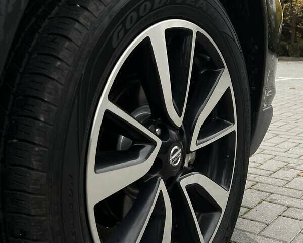 Чорний Ніссан Rogue, об'ємом двигуна 2.49 л та пробігом 153 тис. км за 17500 $, фото 5 на Automoto.ua