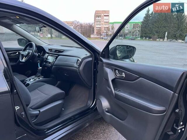 Черный Ниссан Rogue, объемом двигателя 2.5 л и пробегом 220 тыс. км за 11990 $, фото 9 на Automoto.ua