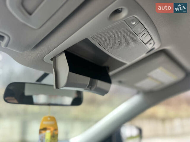 Черный Ниссан Rogue, объемом двигателя 2.5 л и пробегом 170 тыс. км за 13250 $, фото 22 на Automoto.ua