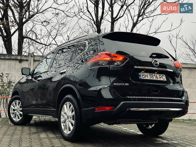 Черный Ниссан Rogue, объемом двигателя 2.5 л и пробегом 132 тыс. км за 12900 $, фото 18 на Automoto.ua