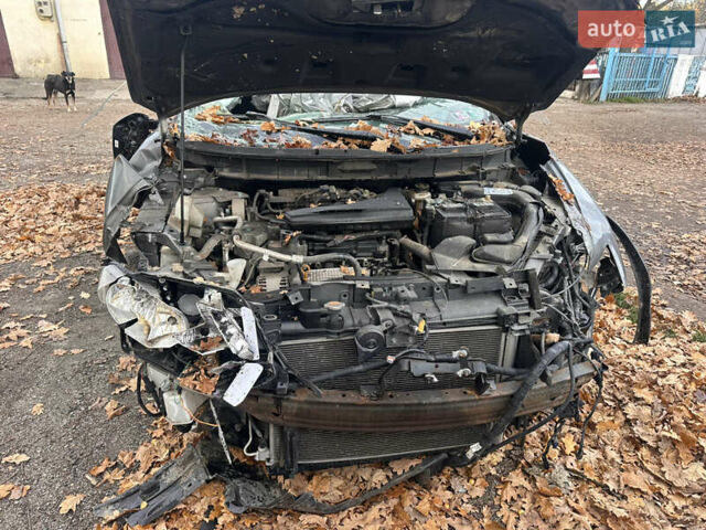 Черный Ниссан Rogue, объемом двигателя 0 л и пробегом 130 тыс. км за 5800 $, фото 4 на Automoto.ua