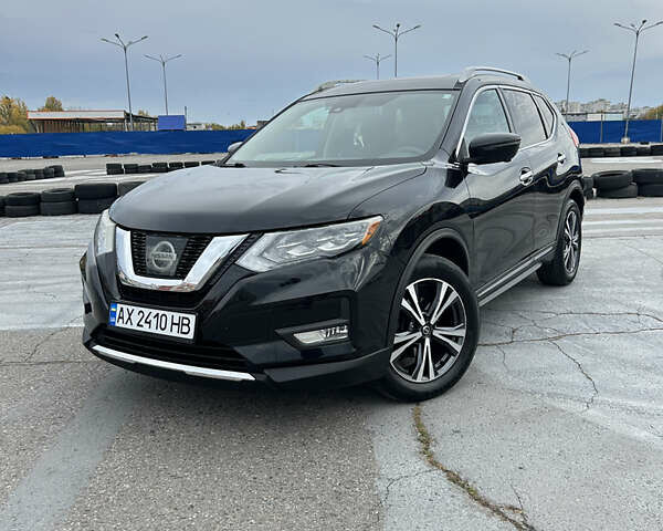 Ніссан Rogue 2017 у Харкові на Automoto.ua Чорний Ніссан Rogue, об'ємом двигуна 2.5 л та пробігом 140 тис. км за 16500 $, фото 2 на Automoto.ua