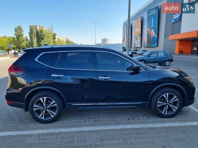 Черный Ниссан Rogue, объемом двигателя 2.49 л и пробегом 127 тыс. км за 17000 $, фото 6 на Automoto.ua