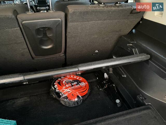 Чорний Ніссан Rogue, об'ємом двигуна 2.5 л та пробігом 63 тис. км за 15000 $, фото 120 на Automoto.ua