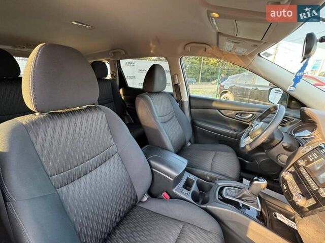 Черный Ниссан Rogue, объемом двигателя 2.5 л и пробегом 161 тыс. км за 9900 $, фото 11 на Automoto.ua