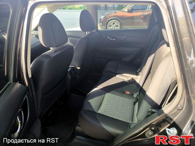 Чорний Ніссан Rogue, об'ємом двигуна 2.5 л та пробігом 129 тис. км за 12500 $, фото 5 на Automoto.ua