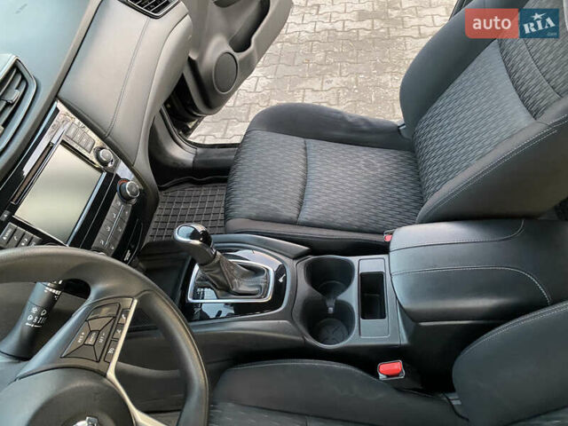 Чорний Ніссан Rogue, об'ємом двигуна 2.5 л та пробігом 63 тис. км за 15000 $, фото 89 на Automoto.ua