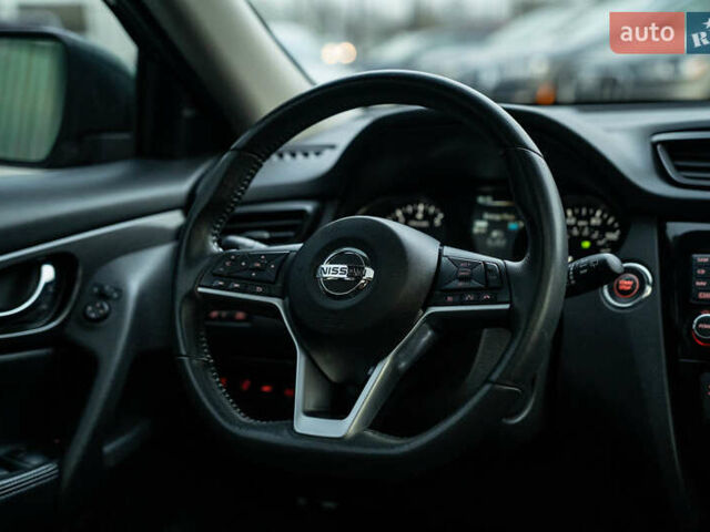 Черный Ниссан Rogue, объемом двигателя 2 л и пробегом 65 тыс. км за 17900 $, фото 21 на Automoto.ua