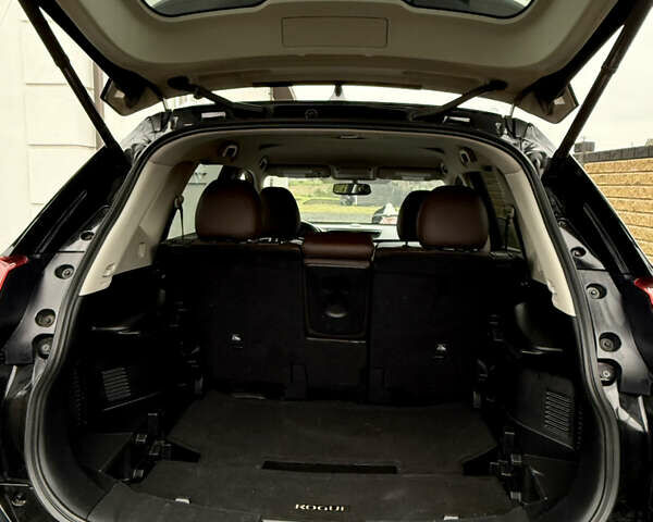 Черный Ниссан Rogue, объемом двигателя 2.5 л и пробегом 147 тыс. км за 15100 $, фото 8 на Automoto.ua