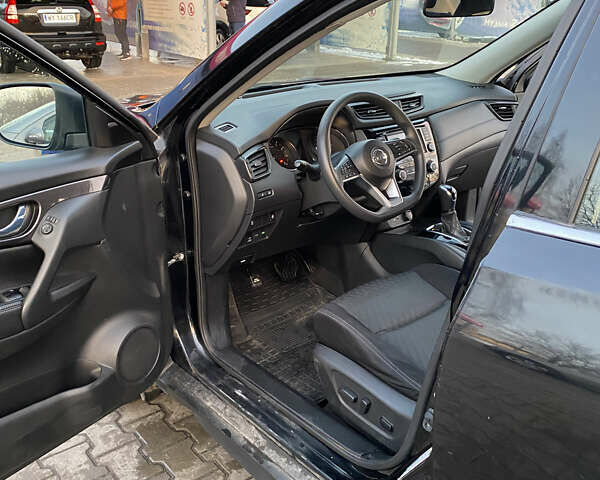 Чорний Ніссан Rogue, об'ємом двигуна 2.5 л та пробігом 63 тис. км за 15000 $, фото 71 на Automoto.ua