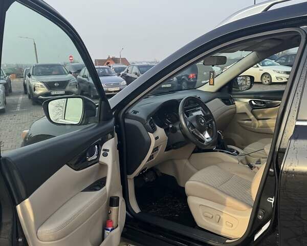 Черный Ниссан Rogue, объемом двигателя 2.49 л и пробегом 117 тыс. км за 15300 $, фото 10 на Automoto.ua