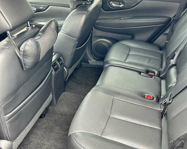 Ніссан Rogue 2017 у Харкові на Automoto.ua Чорний Ніссан Rogue, об'ємом двигуна 2.5 л та пробігом 140 тис. км за 16500 $, фото 20 на Automoto.ua