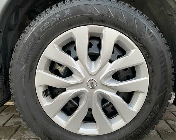 Чорний Ніссан Rogue, об'ємом двигуна 2.5 л та пробігом 63 тис. км за 15000 $, фото 41 на Automoto.ua